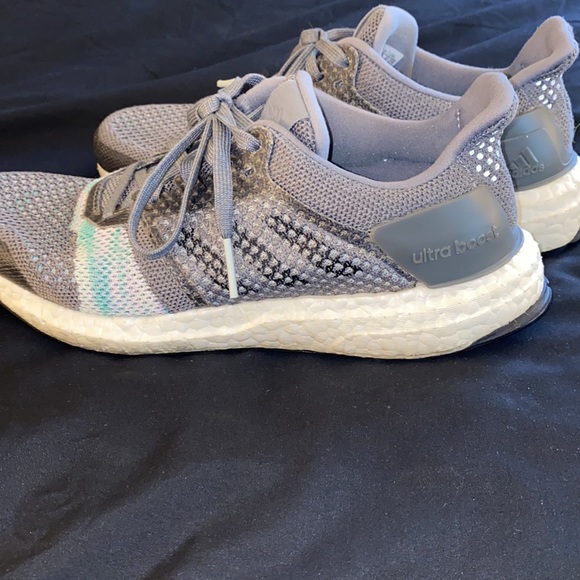 COPY - Adidas Ultraboost - Picture 5 of 5